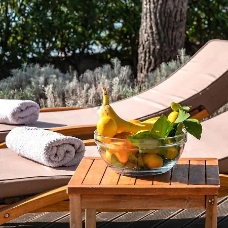 Luxury On The With Sunny Garden, Parking *