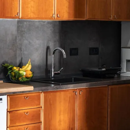 Luxury On The With Sunny Garden, Parking