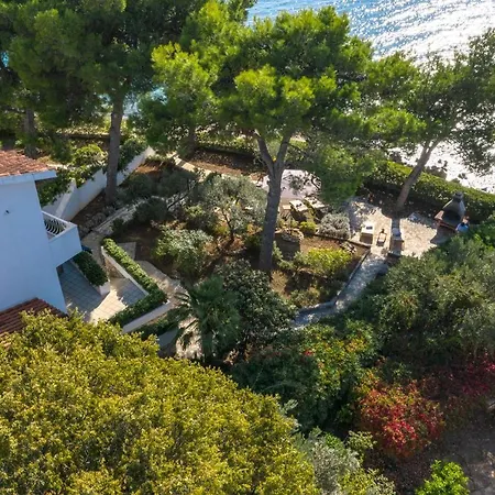 Luxury On The With Sunny Garden, Parking Вилла Сегет-Враница