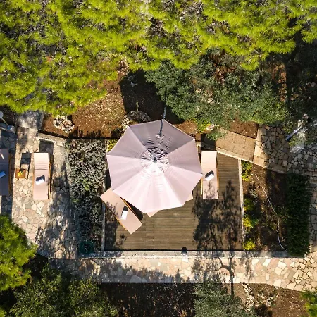 Luxury On The With Sunny Garden, Parking Вилла Сегет-Враница